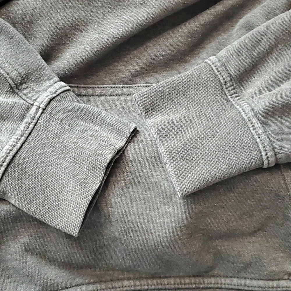 The North Face men’s logo hoodie graphics gray size M